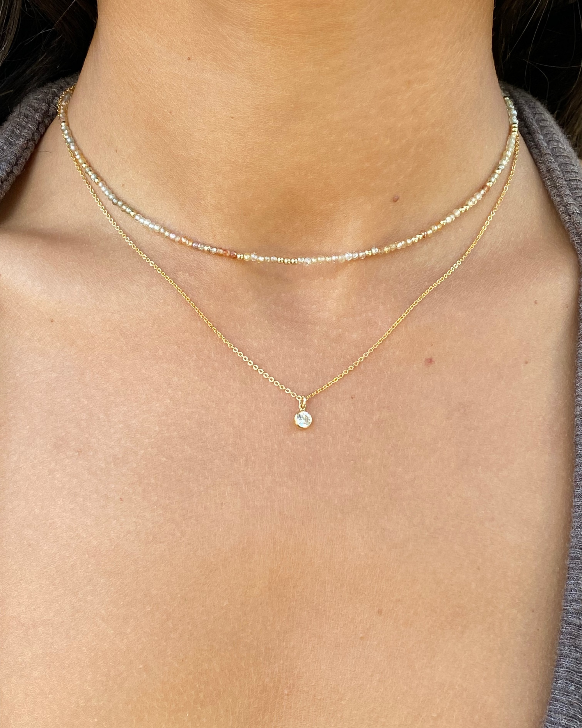 Choker necklace with faceted Zircon gems